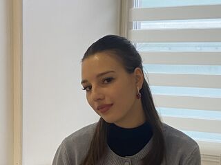 DelmyIsaacs