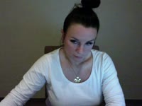 Hey ik ben Nina. Korte intro .. ik ben klein van stuk maar groots in presence, love it. Dominant op een speelse manier.ik hou van nieuwe uitdagingen! Oeh, ik voel de vibes al ..