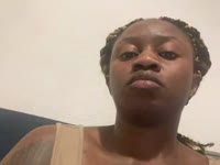 Je suis une jeune femme sensible à la fois audacieuse qui apprécie faire de l’effet aux hommes. Si tu recherche une belle black avec qui passer un bon moment dans le partage, la douceur et l’écoute, vient à moi