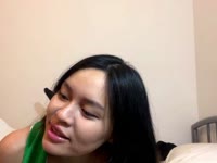 Hey there! I’m a girl who loves meeting new people and having great conversations. I enjoy being in the spotlight, having fun, and creating a cozy vibe for everyone.