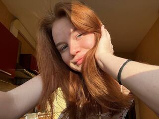 live chatroom CristyRieben