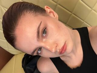 fingering girl webcam  KlaraGogins