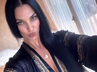 cam slut chat room MiaMontal