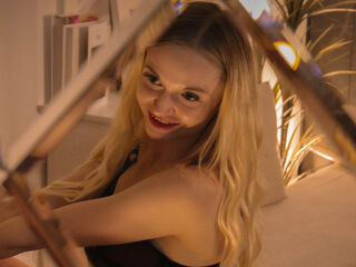 girl topless chat MilaLuxia