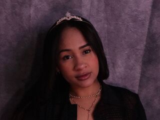 girl camsex NicolleMari