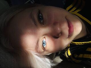 beautiful girl cam PhyllisBrancato