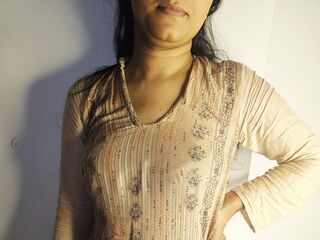free livesex RubbynaKhan