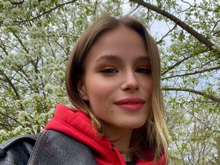 naked webcam girl VeronaBrucker