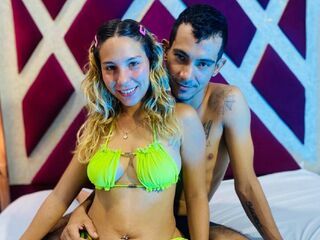 livesex cam JennyAndJuan