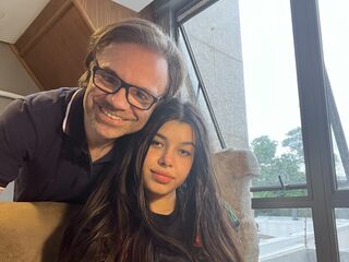 live chatroom sex webcam ViktorAndPenny