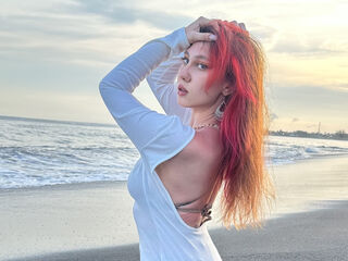 chat room live show AdaLune