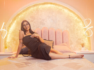 camgirl video chat room AishaCarpenter