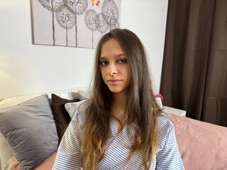 free nude webcam show AlisiaMillar