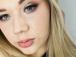 adult web cam AminaDigges