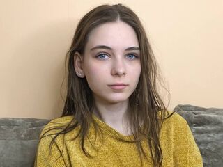 topless webcamgirl AnnaSmoth