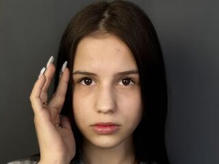 bedroom webcam AnnetPintonin