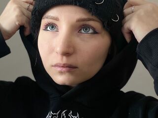 girl webcam show ArieAravjo