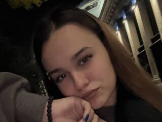 naughty camgirl masturbating with vibrator BarbaraColon