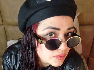 camgirl playing with dildo BayoliOsloni