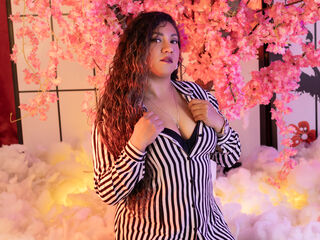 cam girl fingering pussy BelindaSeat