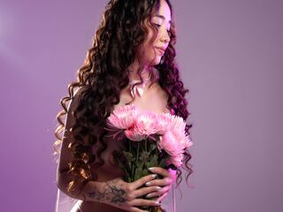 naughty camgirl photo BellaClaire