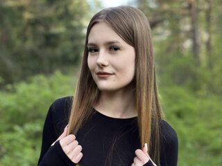 hot girl webcam picture BernardPeters