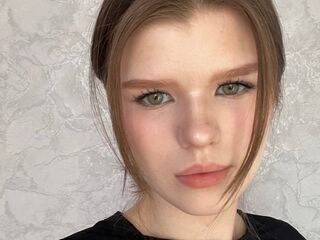 camwhore spreading pussy BeulaPetrillose