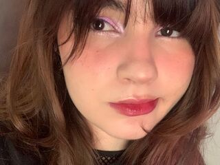 naked webcamgirl photo BluellEly