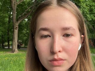 camwhore spreading pussy CarlyWestenhaver