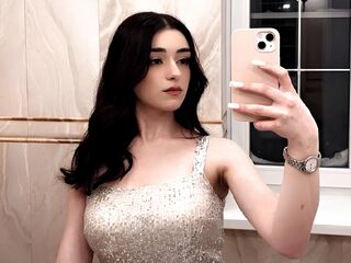 camgirl CarriMaclachlan