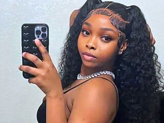 camgirl masturbating with vibrator ChristabelBella