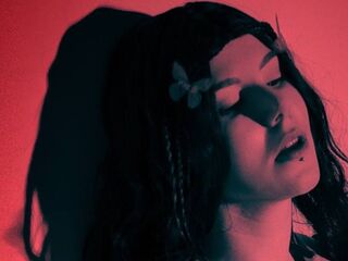 nude cam picture CorlissFunston