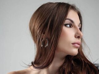 hot cam girl masturbating with dildo DionnaTalone