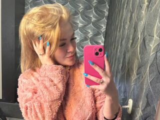 kinky webcam video ElizabethCamaro