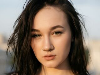 nude gamgirl EllaVietor