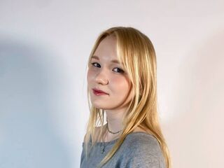 camgirl webcam ElmaKinnunen