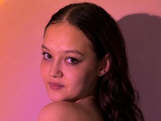 cam girl ElvieTalboti