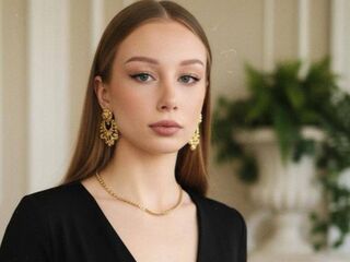 adult cam chat EmaGurrad