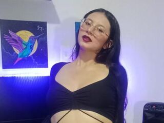 jasmin sexcam EmberCullen