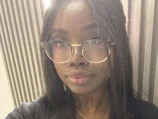 Kinky webcam girl EmelyDebbi