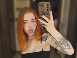 cam girl masturbating with dildo EvaOrange