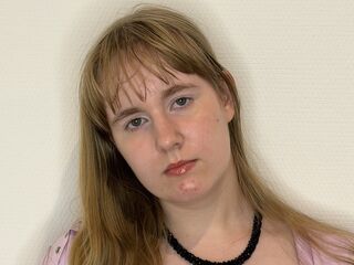 masturbating camgirl HyonGepner