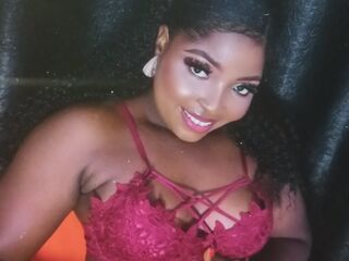 camgirl playing with vibrator IrisIvy