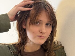 masturbating camgirl IsidraKolby
