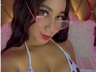 live webcam model JannaYhowns