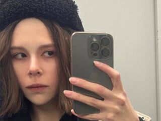 camgirl playing with sex toy JaymeAllsup