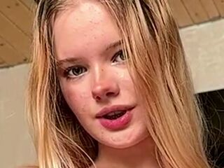 teaser cam JeannettaCeraos