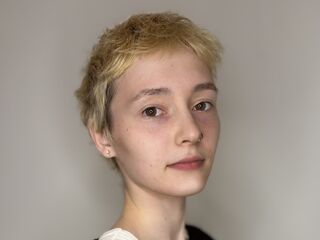 jasmin webcam model JenelleBarette