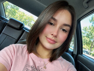 topless girl JessieLuna