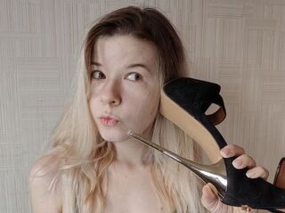 fingering cam girl JessyDough